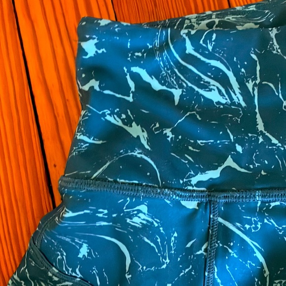 Athleta Green Patterned Skort - Picture 2 of 4